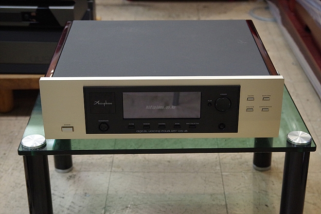 Accuphase(ť) DG-48 (equalizer)