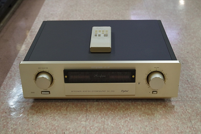 Accuphase(ť) DC-330  
