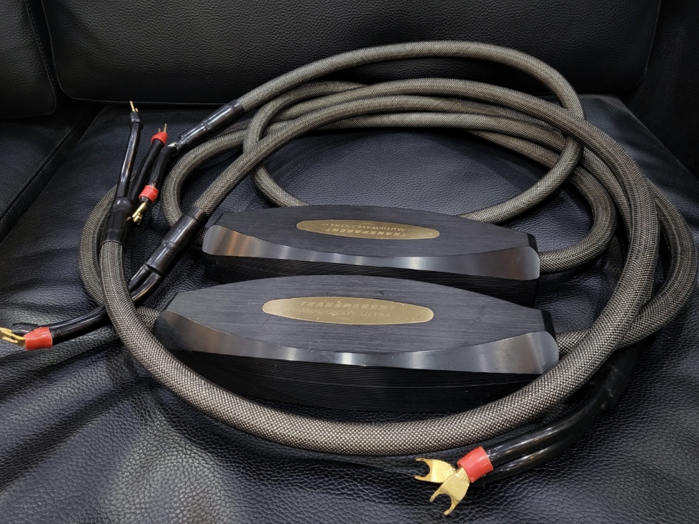 TRANSPARENT(ƮƮ)/music wave ultra speaker cable